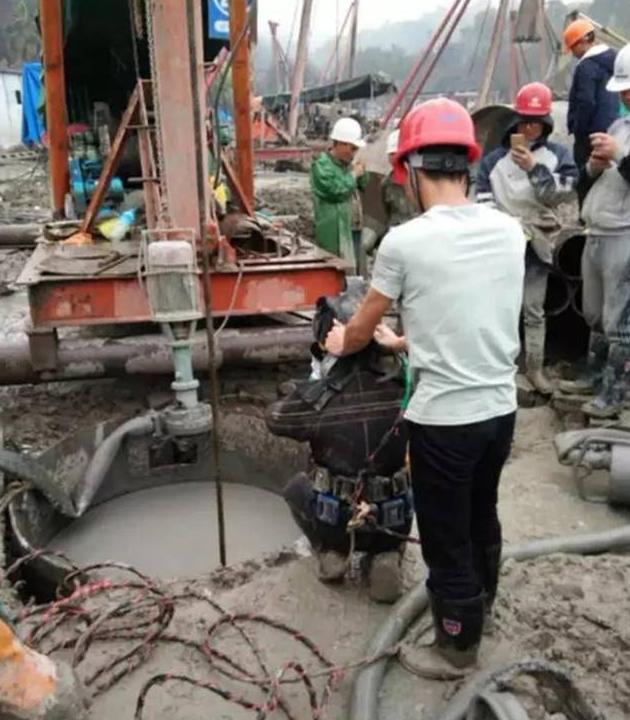 打桩机钻头掉了打捞不上来怎么办,打桩机钻头折了打捞为什么不抽水
