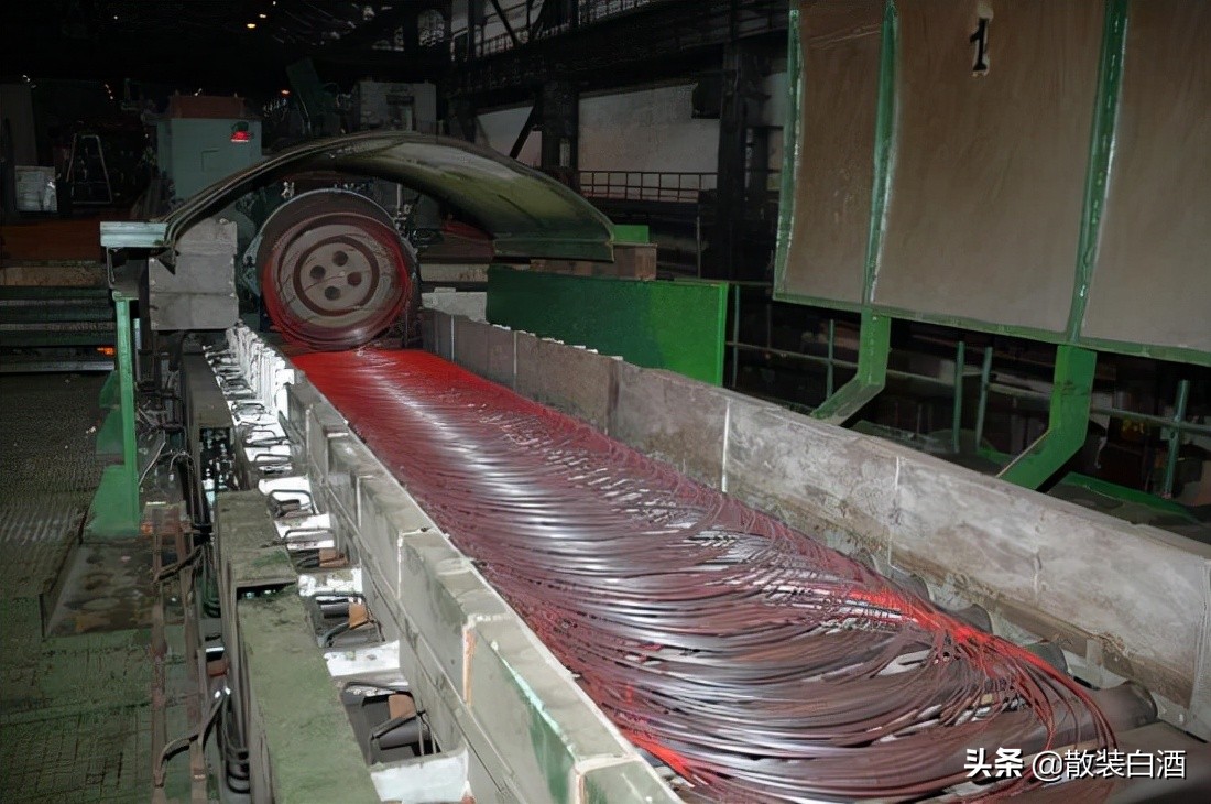 造一个航母有多难,造航母用多少吨钢板