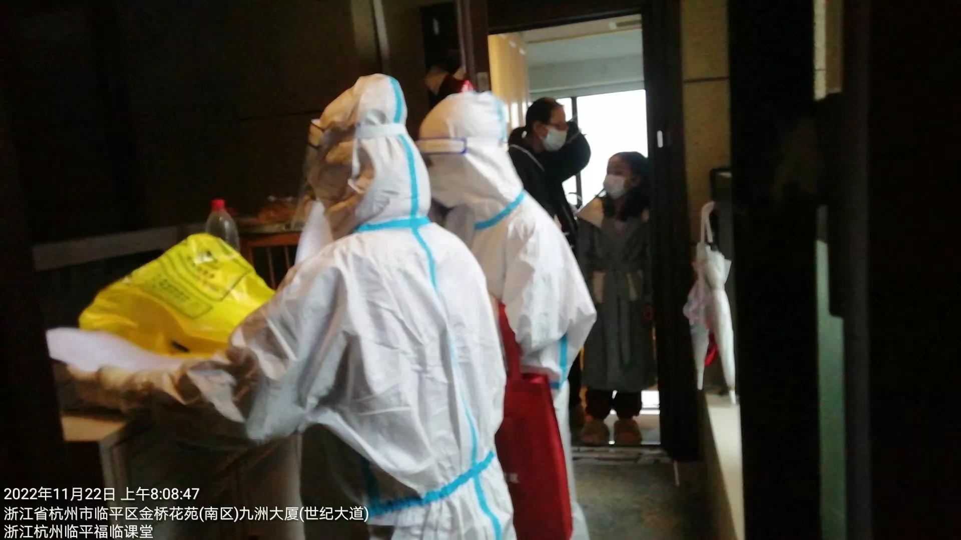 青年志愿者为战疫注入力量,志愿者坚守战疫一线