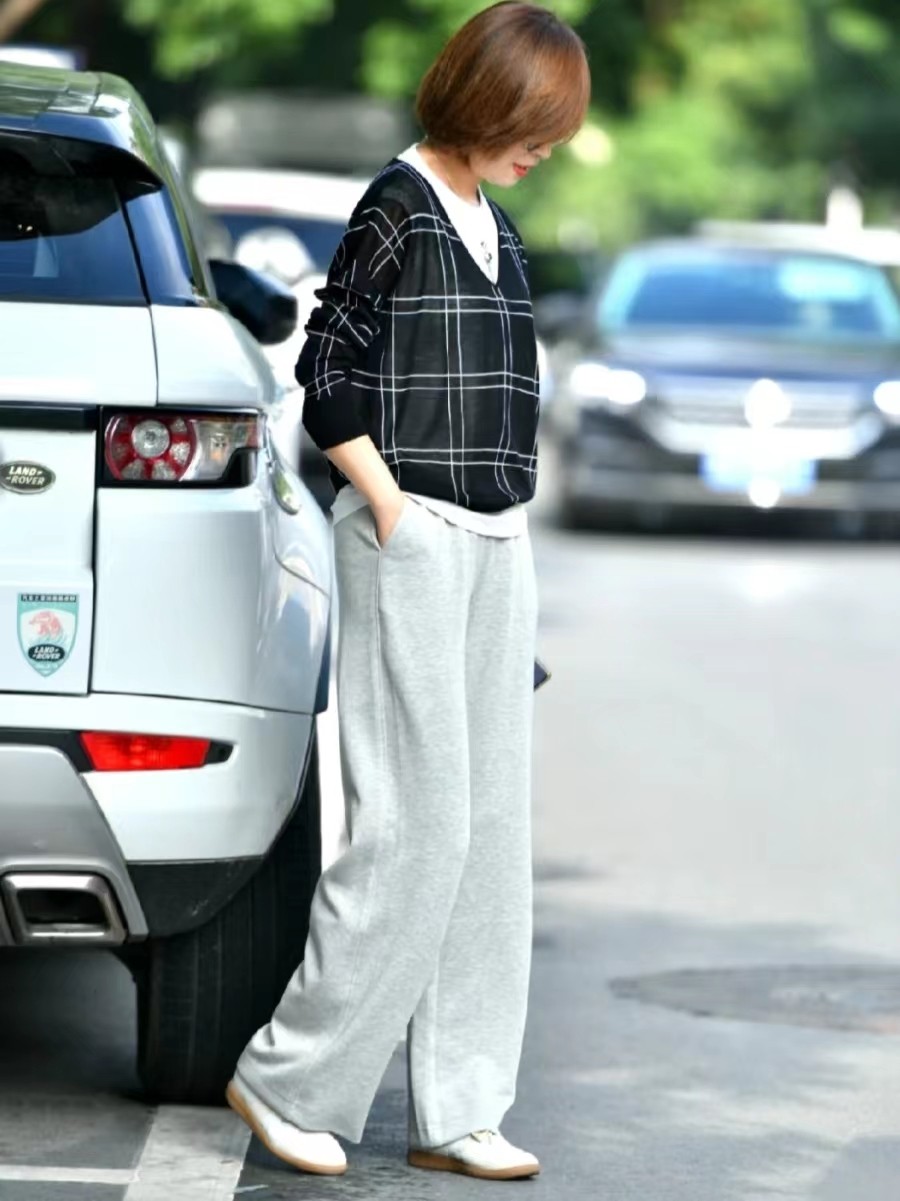 40岁至50岁女人的穿衣风格,40岁的女人怎么穿衣服年轻又时尚