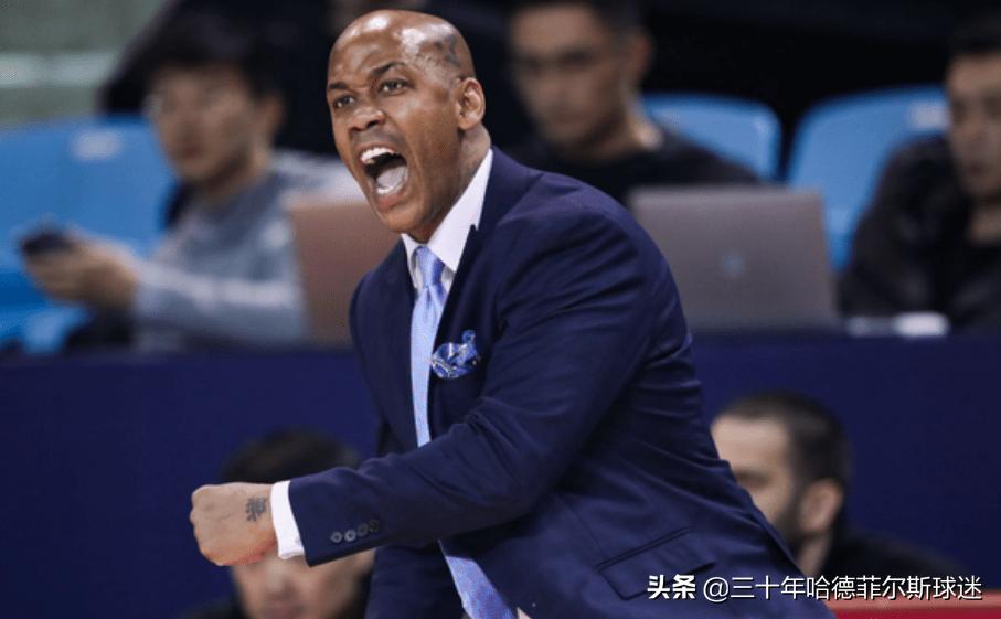 一针见血！球迷道破天津男篮力克北京北控的真因：马布里也无解