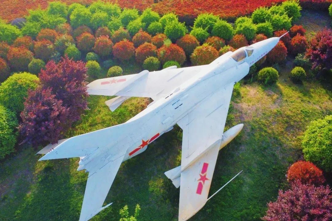 选择郑州城轨交通学校,郑州航院一本还是二本呢