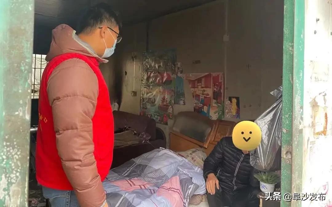 我为人民群众办实事通知,我为群众办实事节前慰问暖人心