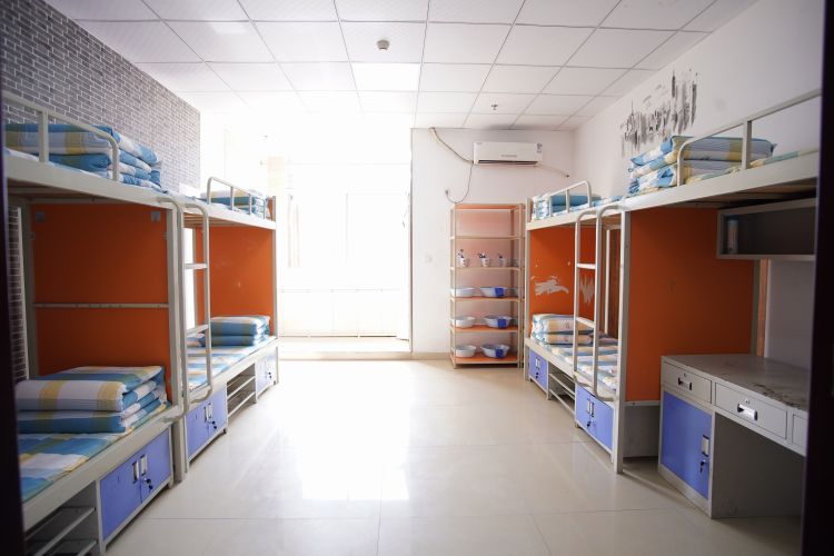 重庆新东方职业学校好吗,重庆新东方职业学院在哪