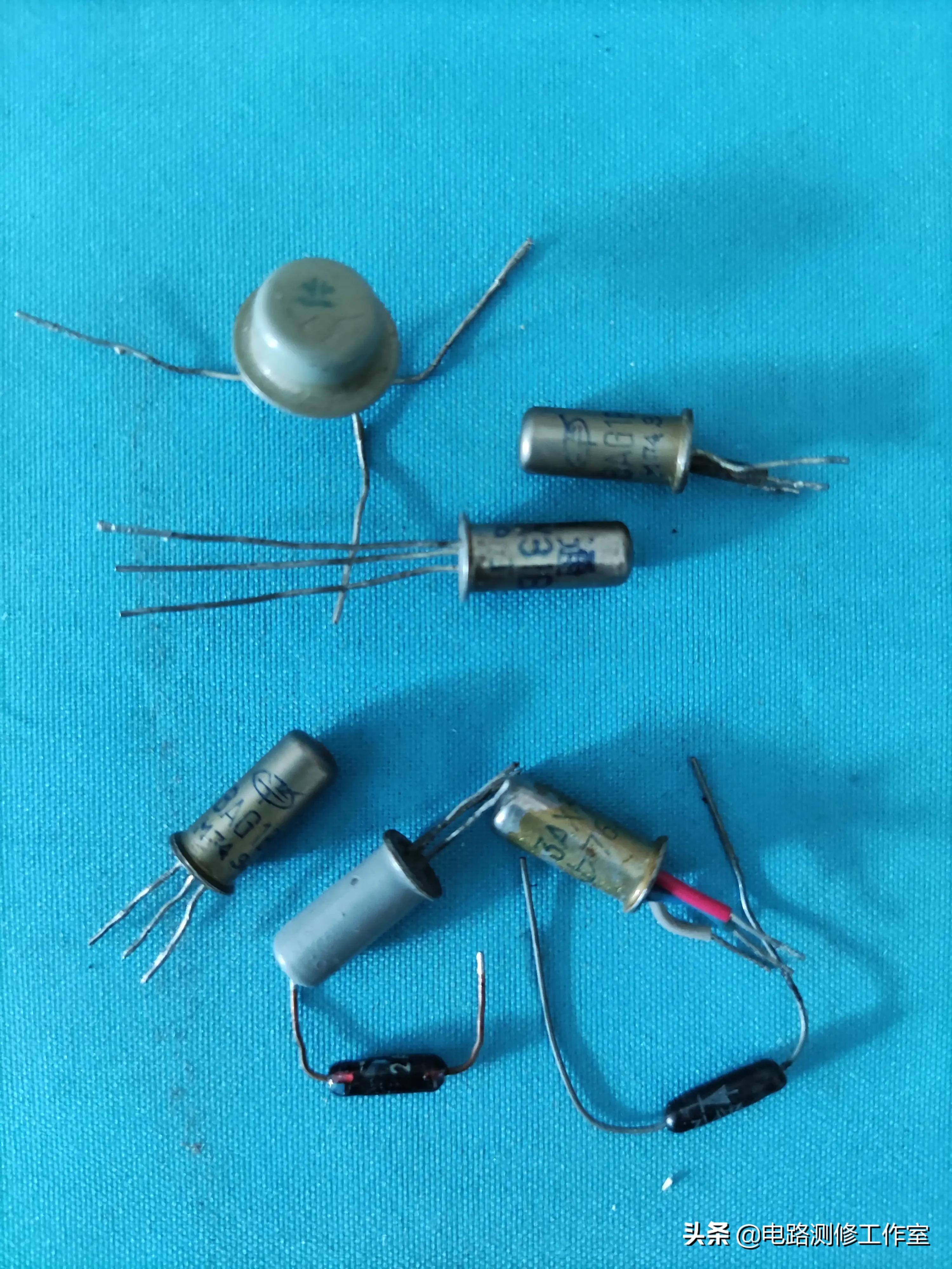 袖珍式收音机组装视频,老式锗管袖珍收音机