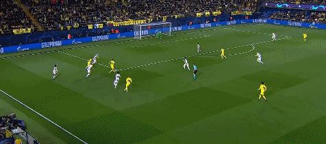 弗拉霍维奇任意球破门欧冠,弗拉霍维奇潜水艇