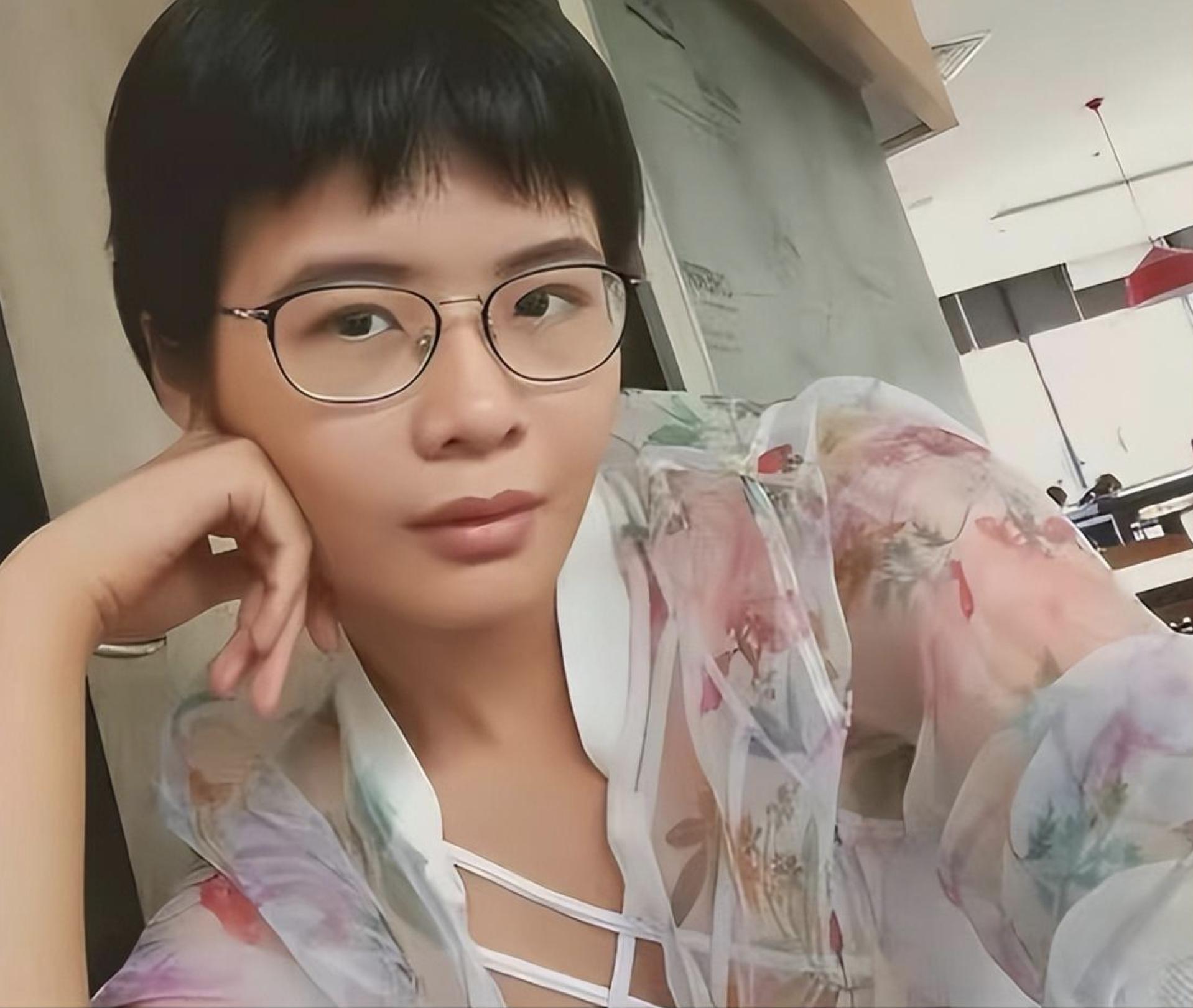 多次“诋毁”祖国，3年后又高调回国找工作的许可馨,结局让人解气