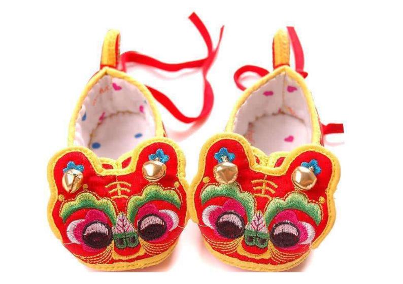 虎头鞋的传说视频,虎头鞋的故事简短