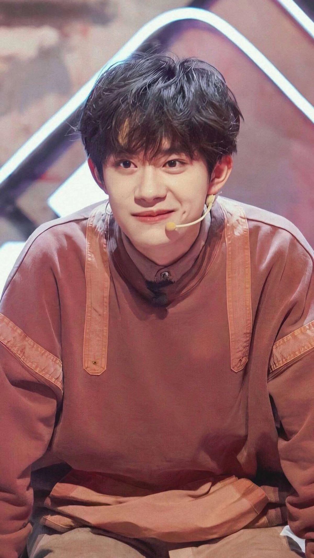 国民妹妹张子枫演技备受大众认可,演技派四小花旦张子枫