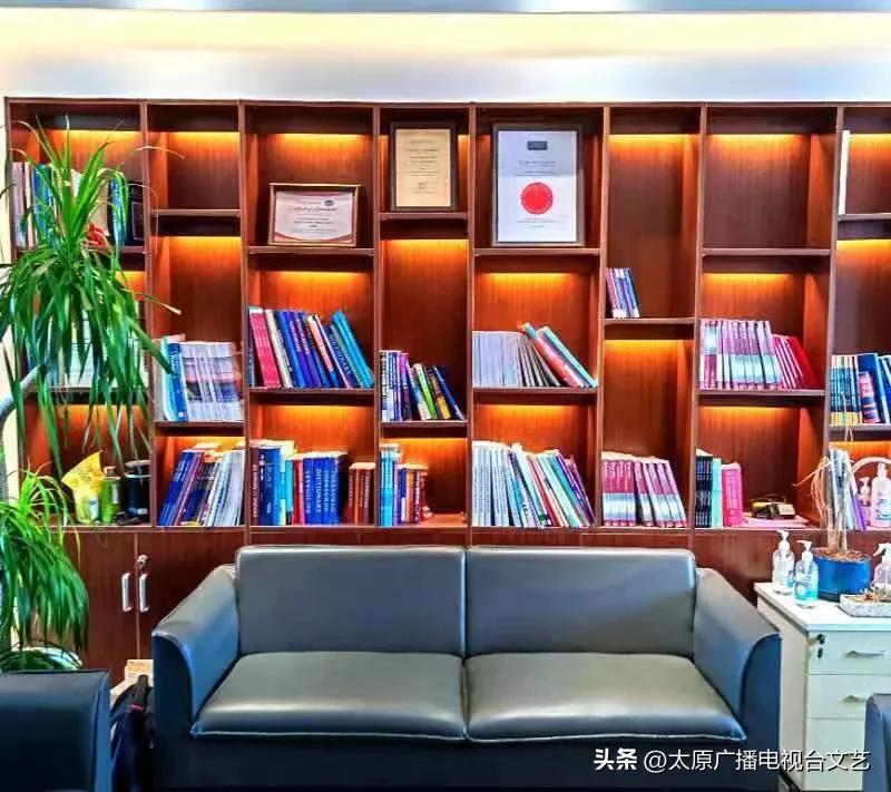 山西太原翔宇足球俱乐部招生,上海博雅国际高中