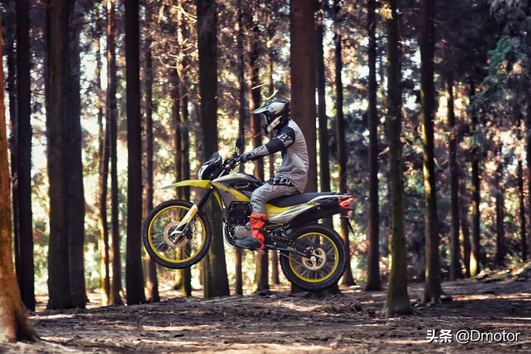 力帆250越野vs宗申沙漠飞狐250x越野,宗申250x越野改街车