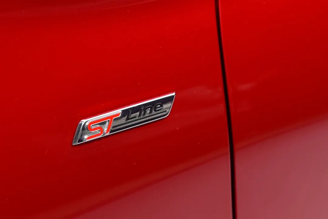 18款蒙迪欧2.0顶配深度测评,2.0凯美瑞和1.5t蒙迪欧哪个动力大