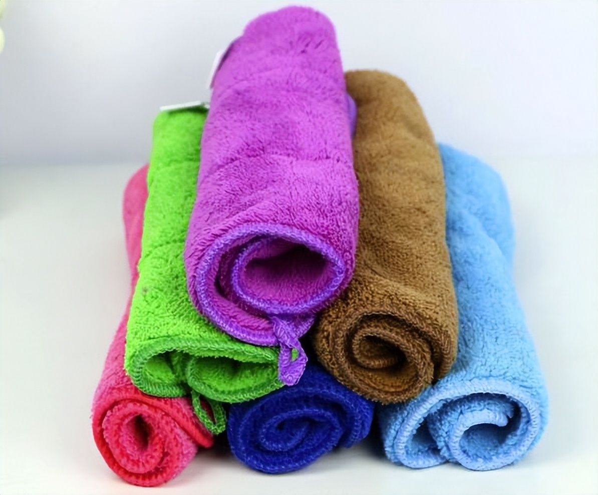 怎么样才能让毛巾又软又香,毛巾怎么擦才能变柔软