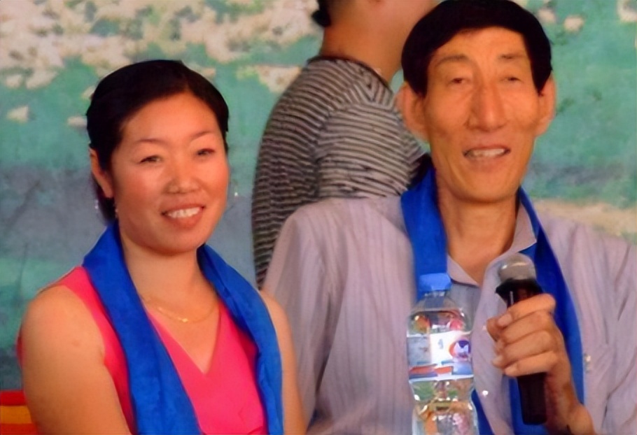 中国第一巨人鲍喜顺不听大夫劝告,中国第二巨人鲍喜顺身高