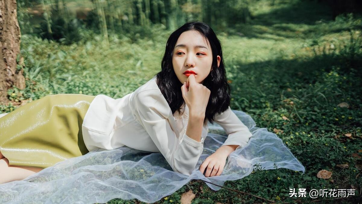 中年离异女人喜欢你的表现与心理,60多岁丧偶女人喜欢你的表现