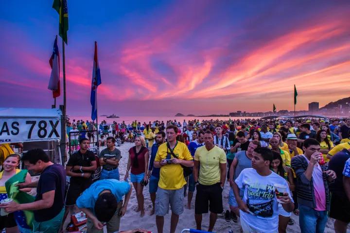 足球这项运动,你为什么喜欢足球