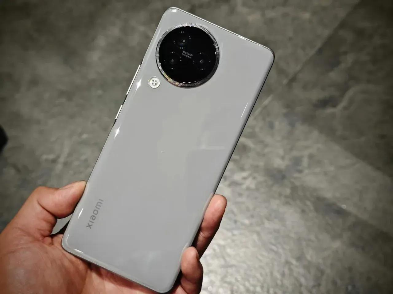 四款高性能旗舰级手机推荐一下,综合各方面考虑哪款手机值得入手