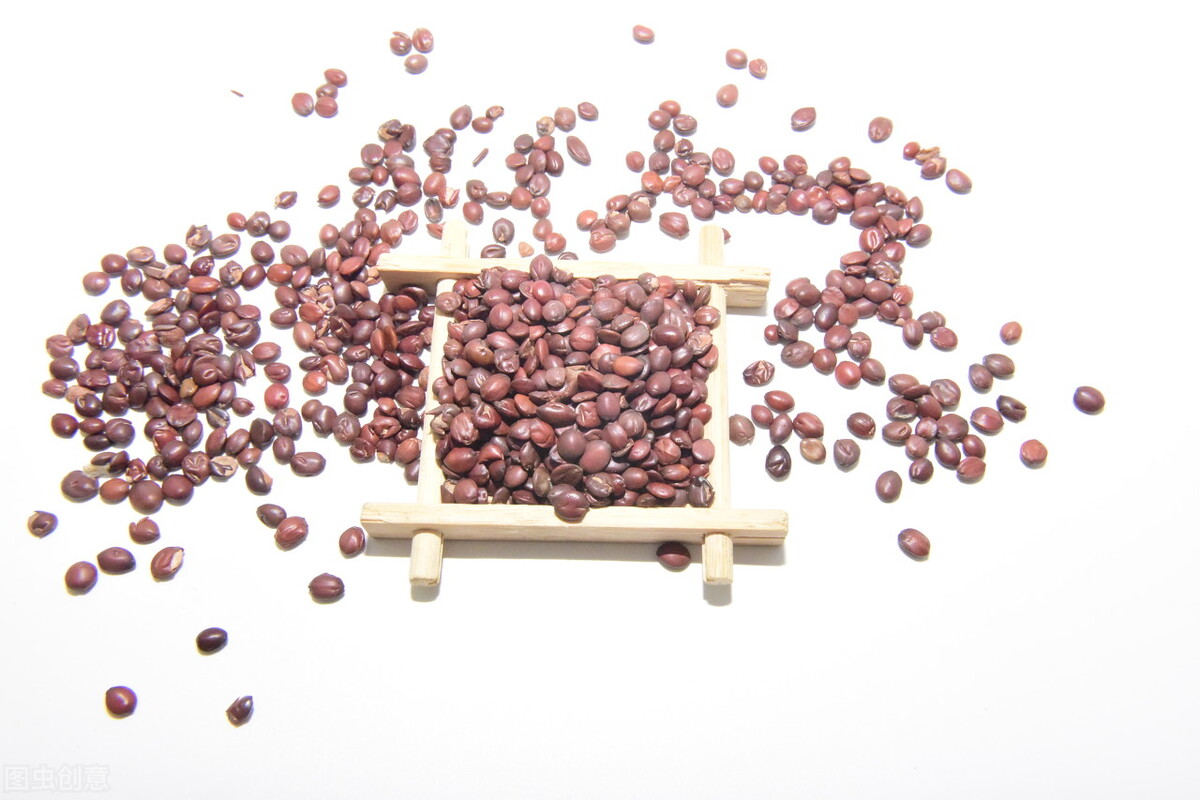 补肝养血改善睡眠中药,肝血不足睡眠差中医名方酸枣仁汤