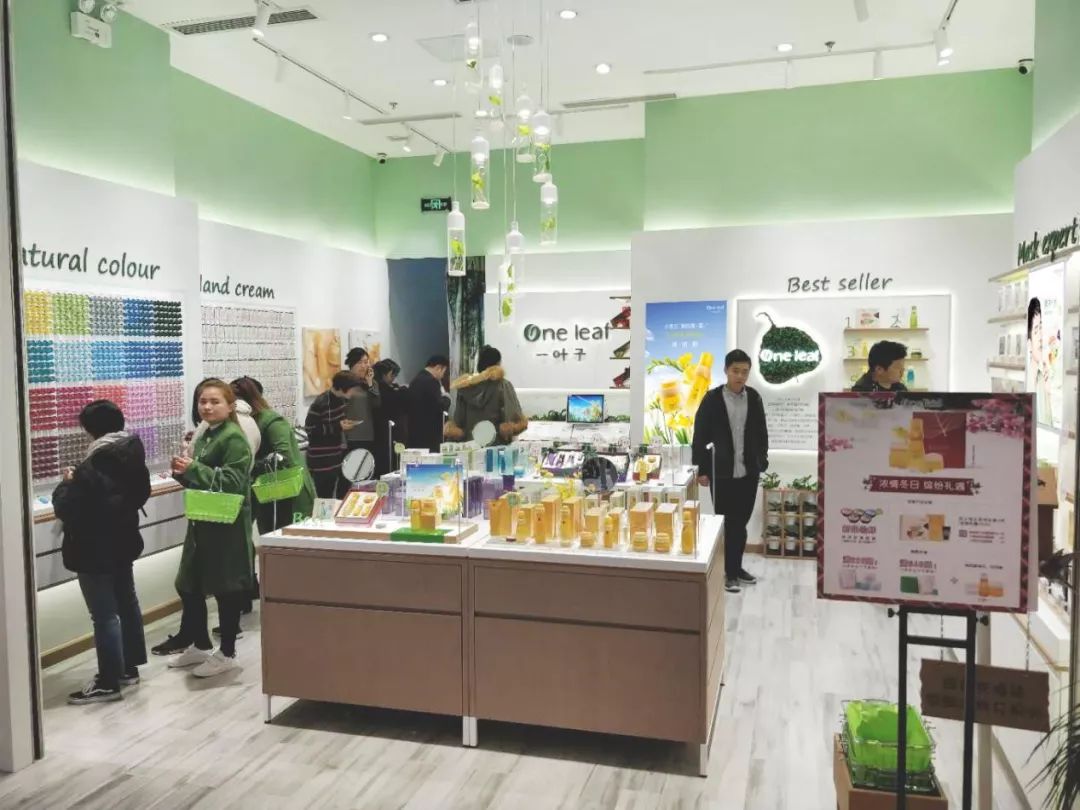 十大口碑最好的国货美妆品,网红美妆国货品牌有兰蔻吗