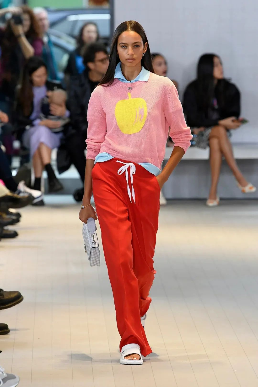 新年第一天唤醒多巴胺,新年第一天小孩穿新衣服