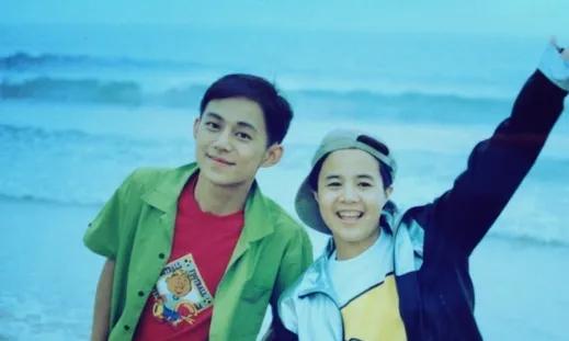 17年努力护着4个兄弟姐妹，最后却都离他而去，何炅老了，也累了