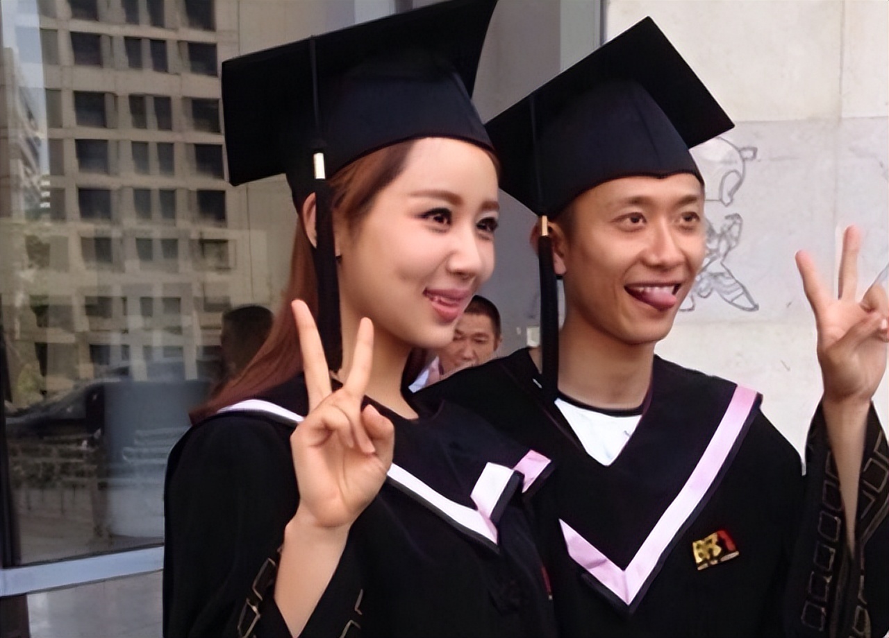 2022年杨紫李现肖战跨年晚会,杨紫张一山肖战李现