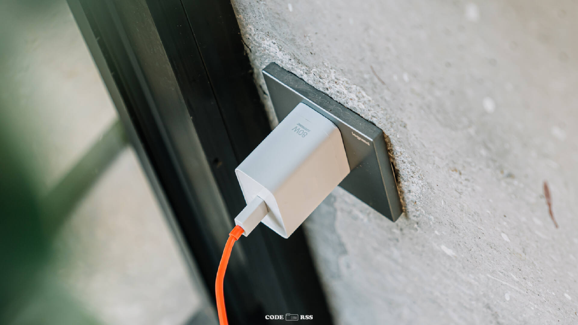 一加Ace2V开箱:16GB内存加顶级屏和天玑9000,超进取的两千元机