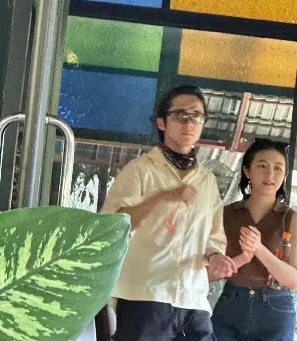 张新成李兰迪泰国正面照,李兰迪张新成泰国同游