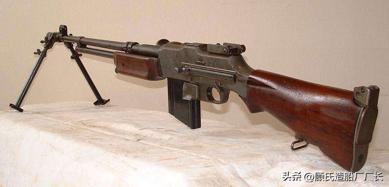 冲锋枪能压制突击步枪吗,榴弹冲锋枪有多强