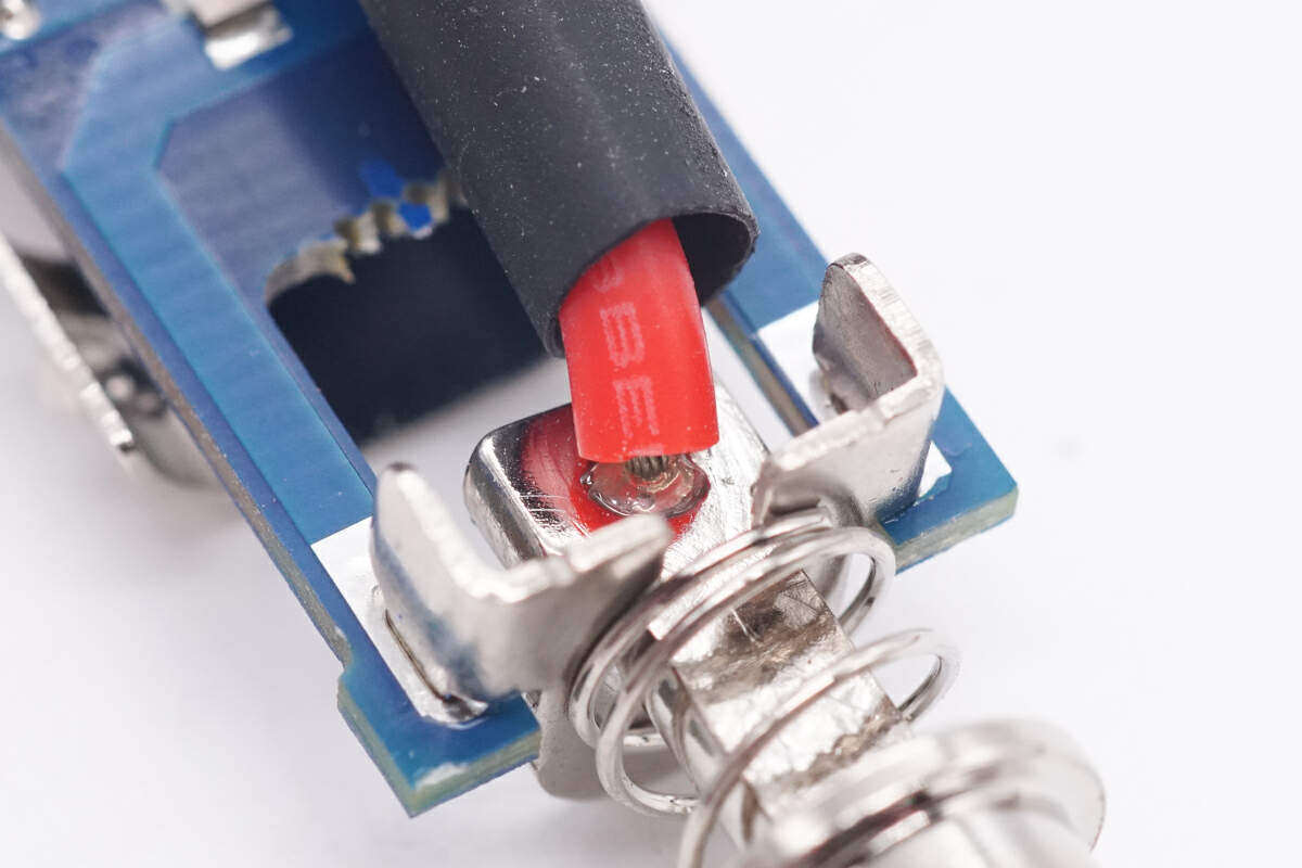 绿联车载点烟器15瓦能快充吗,点烟器车充拆解