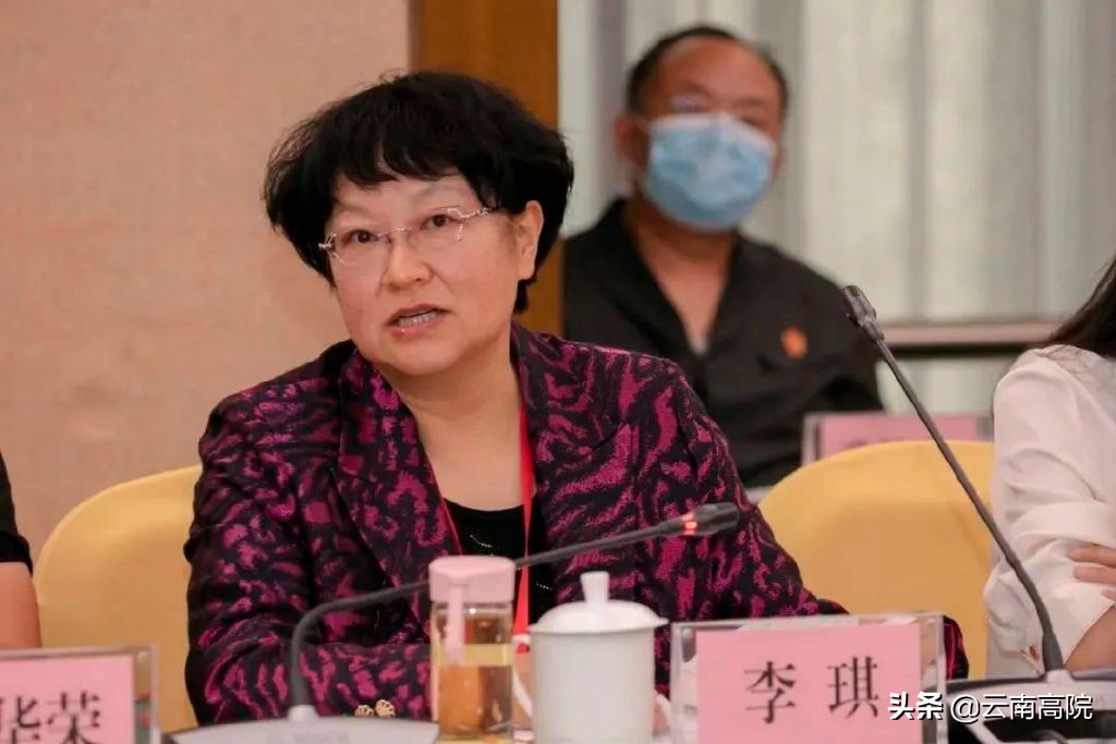 2022年度人大代表、政协委员视察云南法院活动第一批次圆满结束代表委员为昆明法院工作建言献策