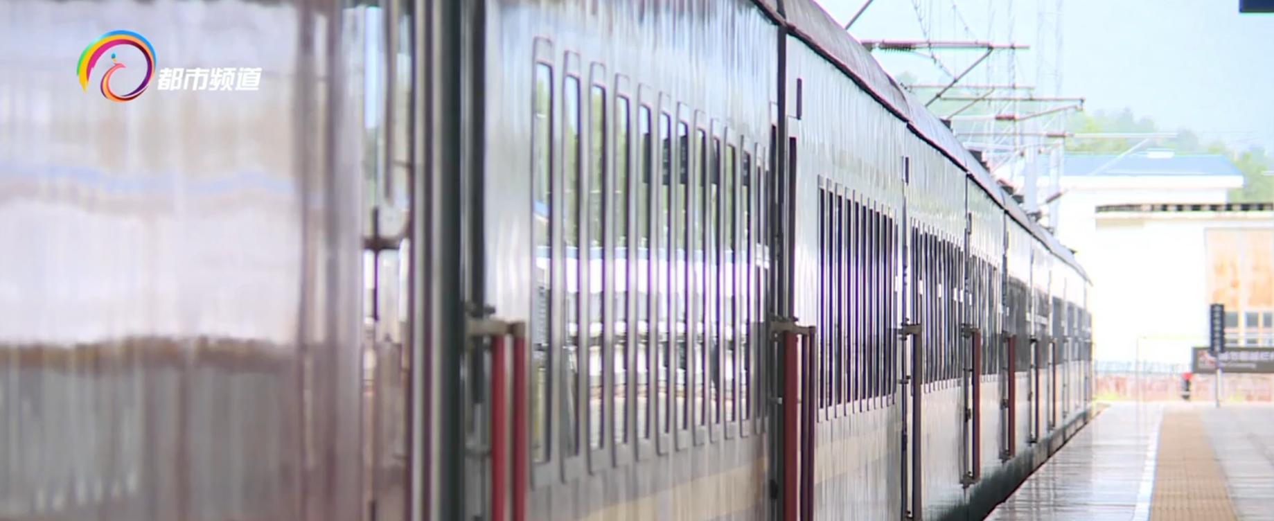 丽江至西双版纳的绿皮火车,丽江到西双版纳的行程