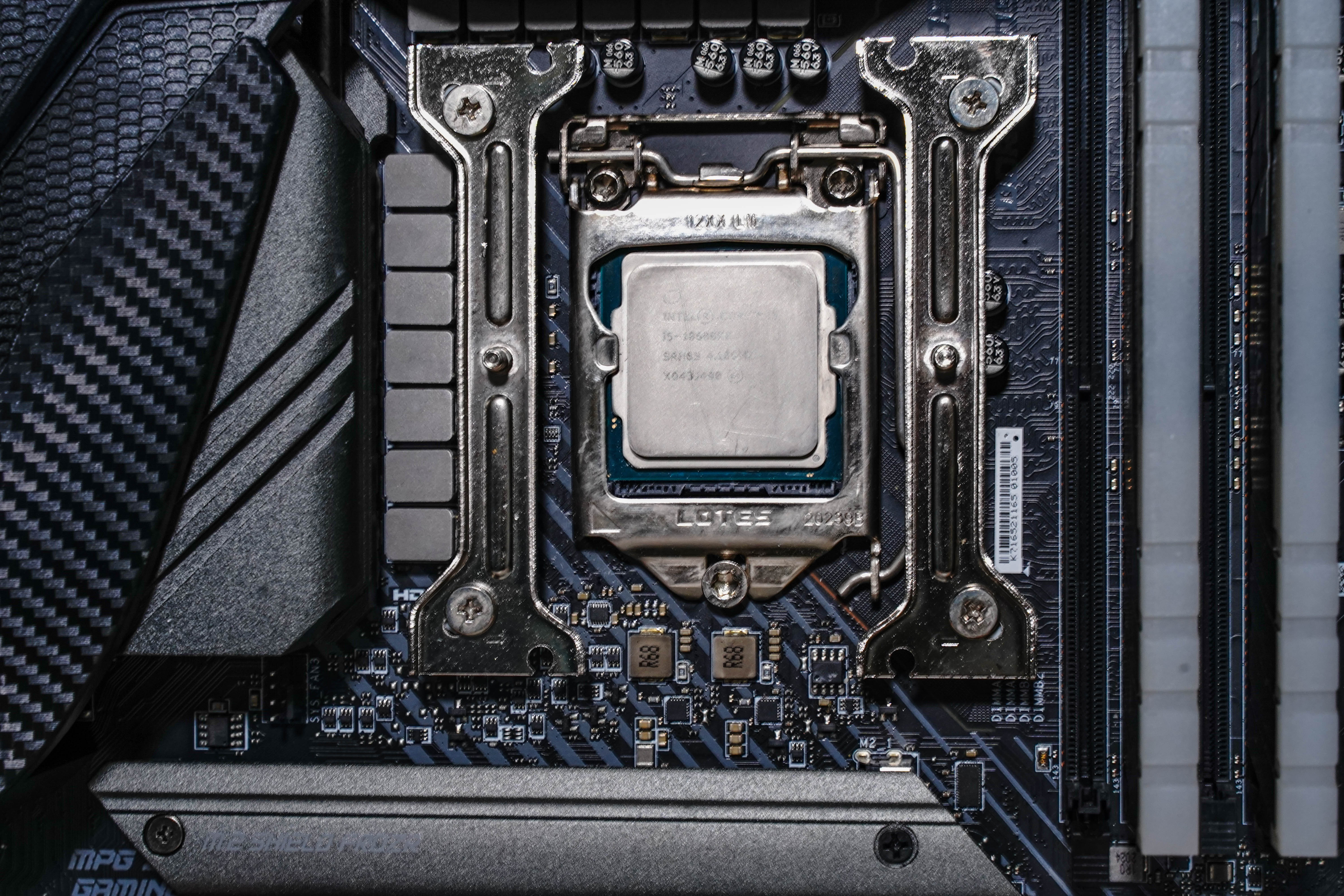 超频三东海k4000和r4000,超频三东海r4000-1