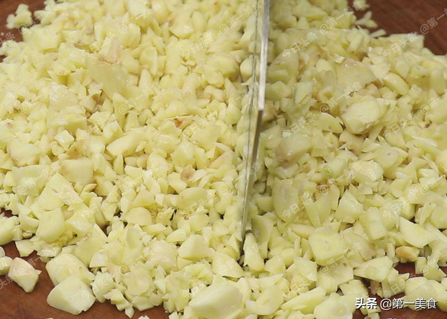 秘制纸包鱼正宗做法,最香的纸包鱼做法