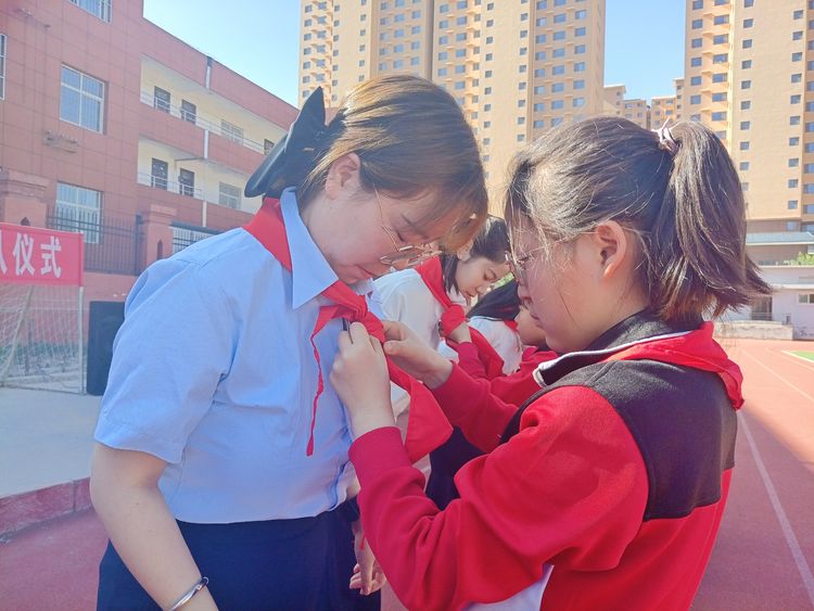 争做新时代的好少年队日活动总结,喜迎二十大争做好队员建队日主题