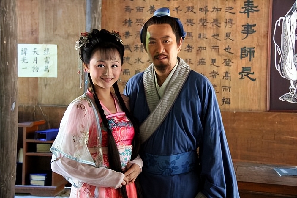 错把平台当本事的艺人,错把平台当能力的案例