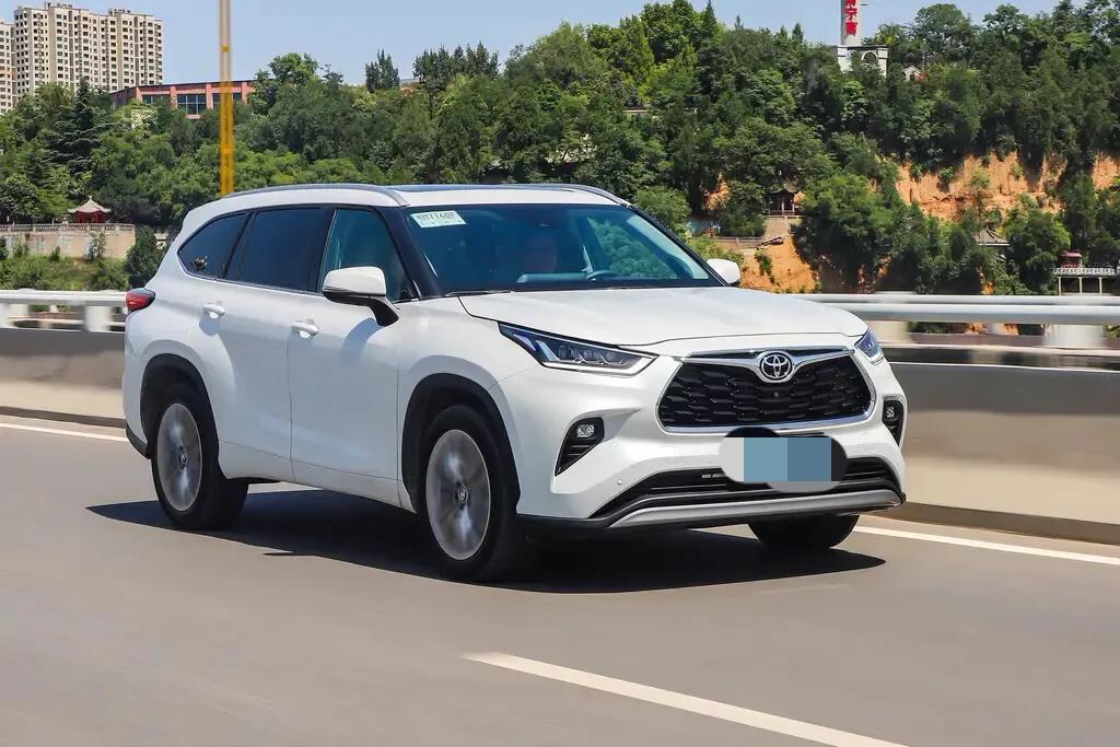 汉兰达双擎2.5l底盘,全新汉兰达双擎试驾