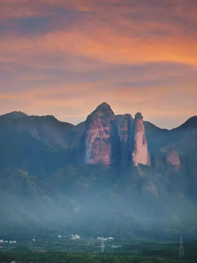 旅游指南浙江最值得去的十个地方,旅游指南浙江最值得去的九个地方