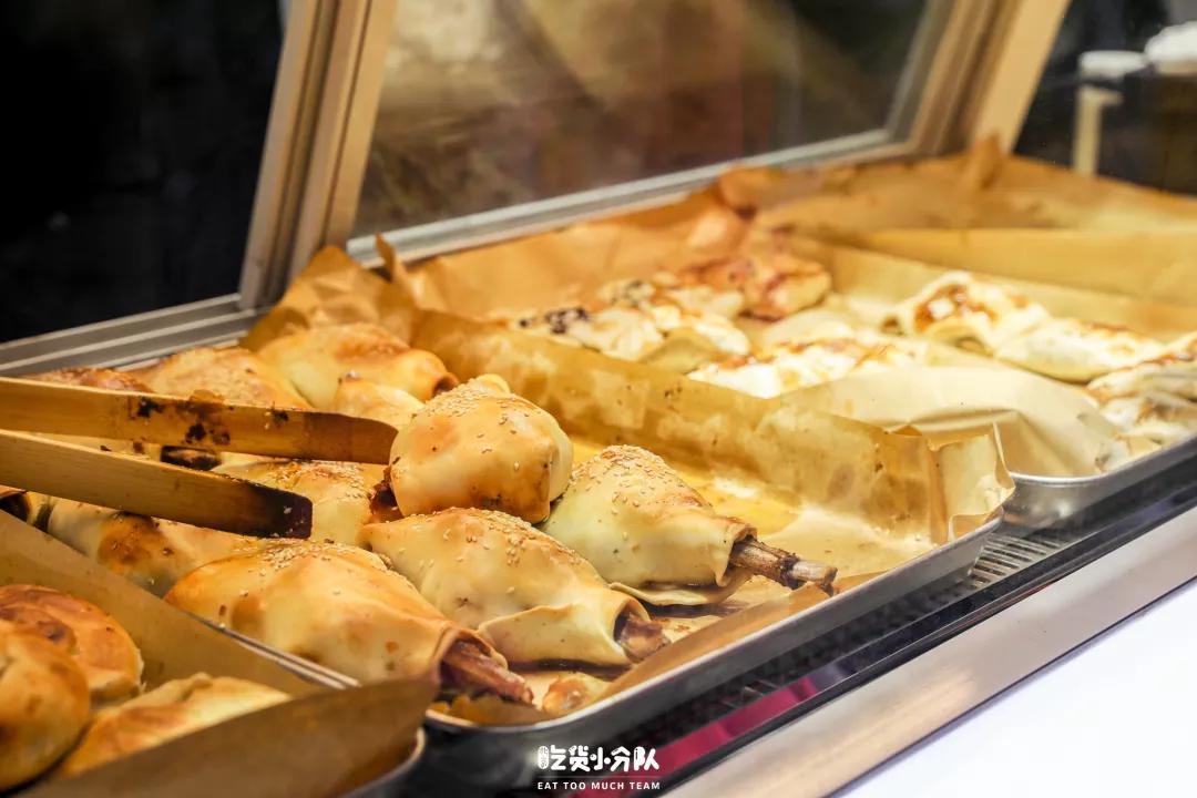 海口青年路美食街推荐,成都青年路美食街叫什么