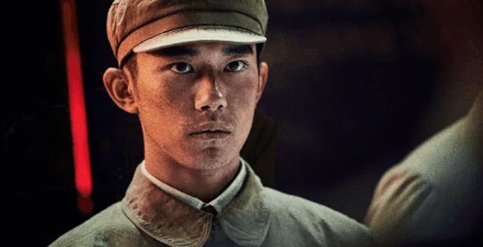 最近很火的00后明星,00后运动明星