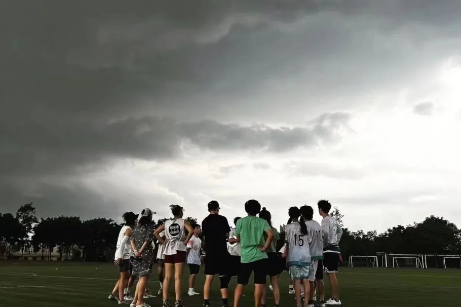 SIZE飞盘|运动社群的终极目标并不是商业化:专访「超光速」Solo