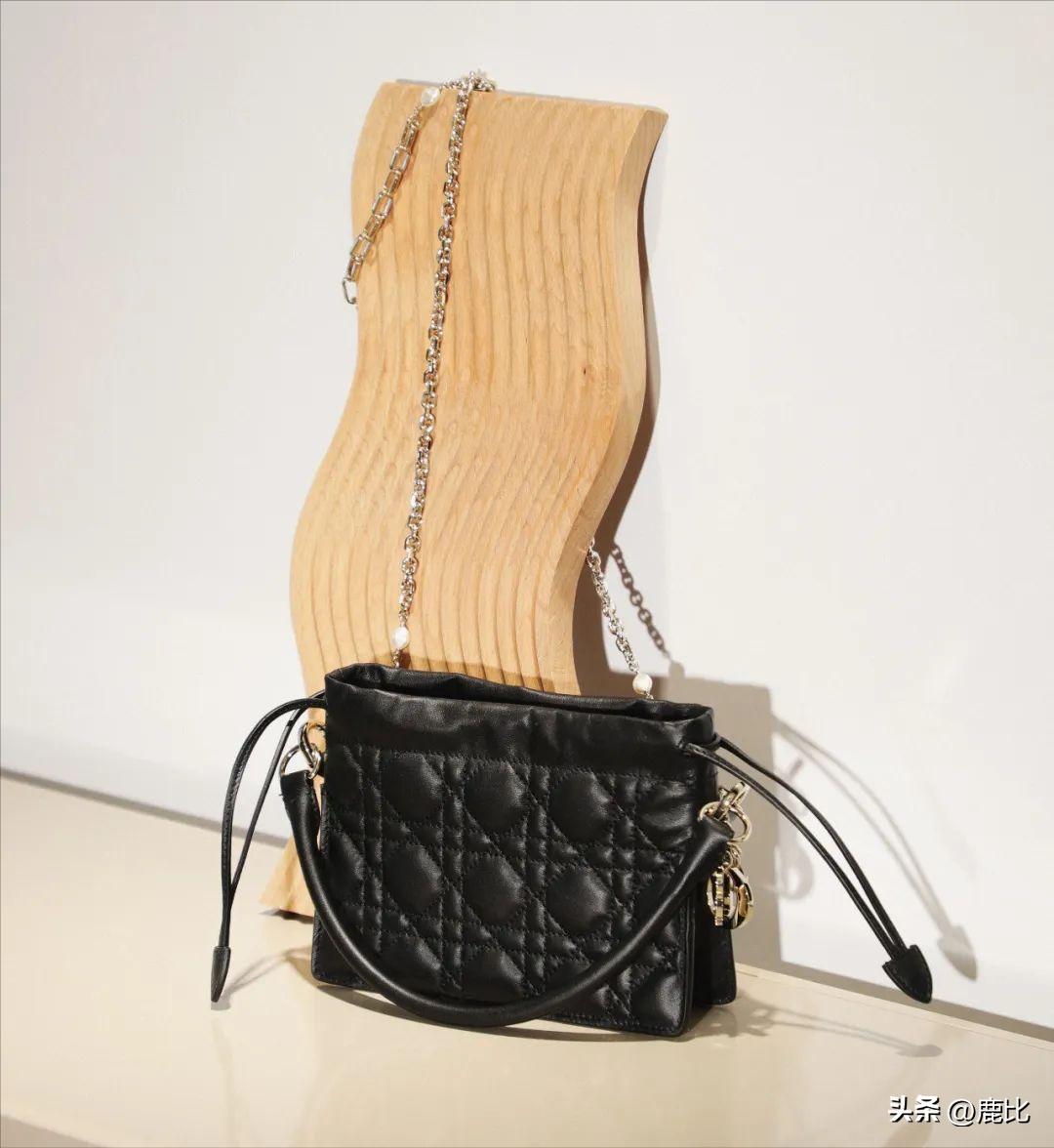 2023年最新版|买包预算1W+从这7款里选就对了！