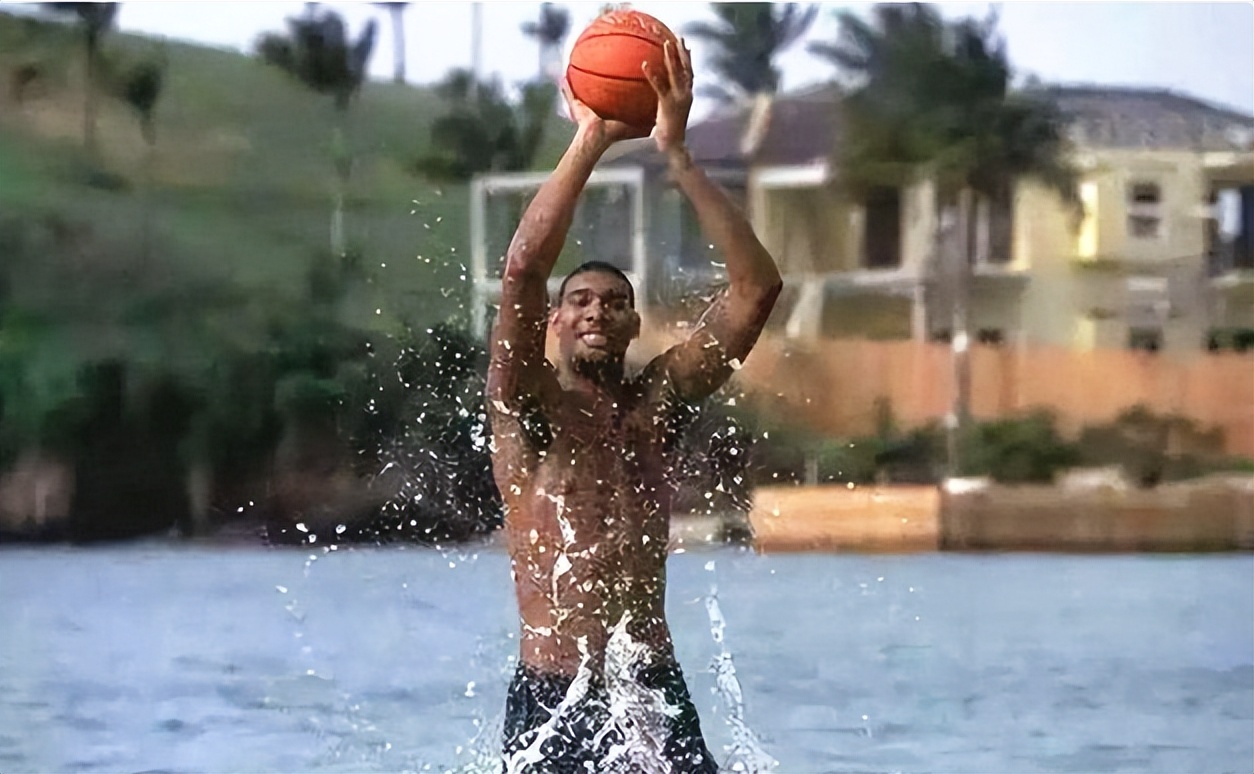 nba75大巨星邓肯荣誉和数据详解,nba50大球星蒂姆邓肯