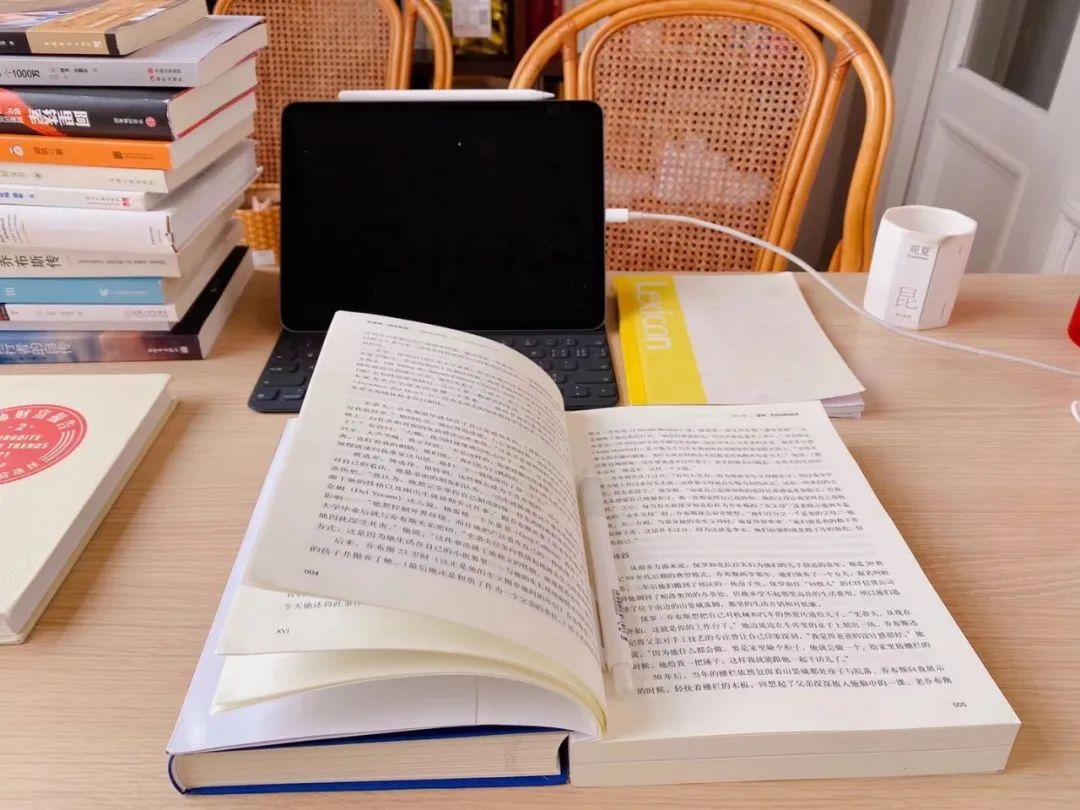 疫情下艰难生活的打工者,疫情下艰难生存的90后创业者