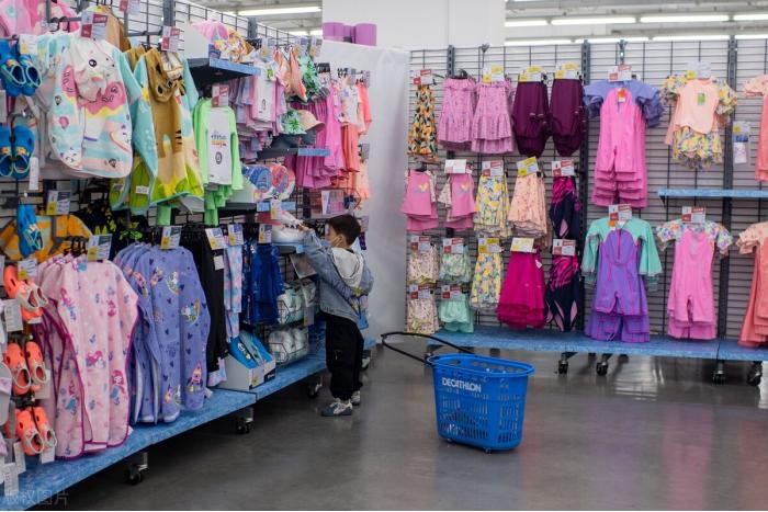 狂赚73亿！“直男天堂”迪卡侬，靠拿捏中国女人翻身