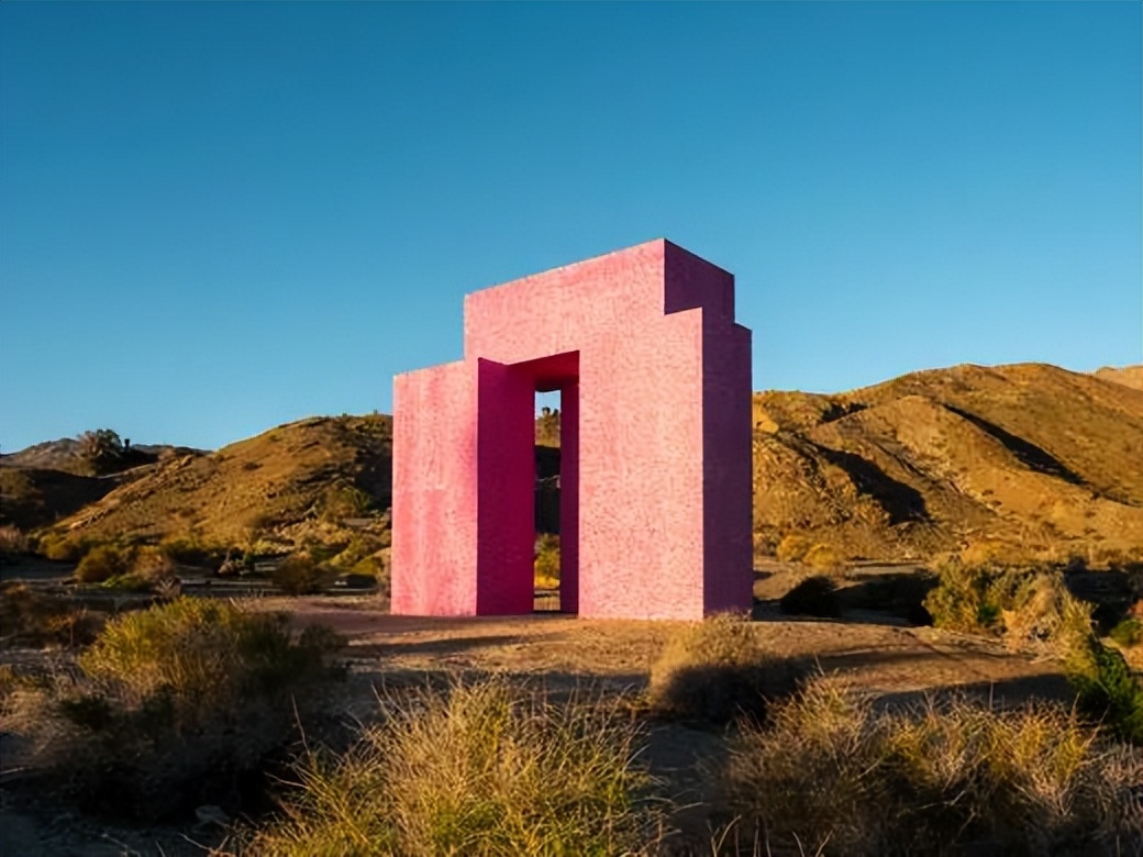 泡沫铝夜间效果图片,泡沫铝透光效果图