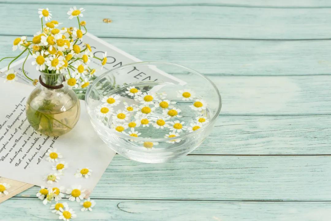 三观正比五官正更为重要,做一个三观比五官正的人