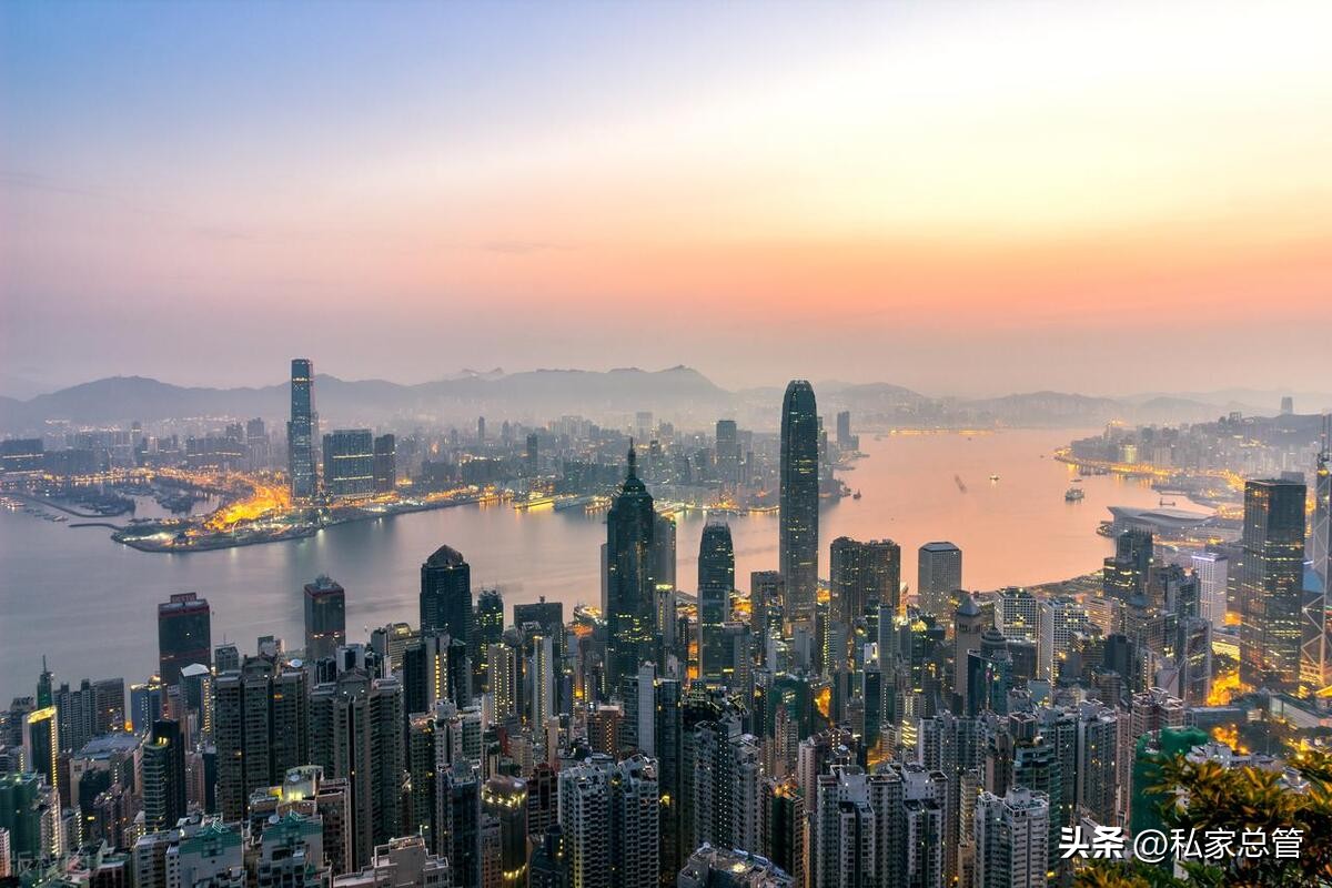 人到了一定年龄才知道低调做人,低调做人努力挣钱多陪家人靠谱