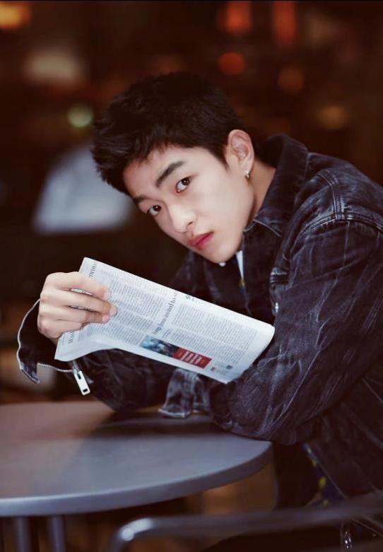 从红极一时到落魄的6位男星,红得快凉得更快的四位男星