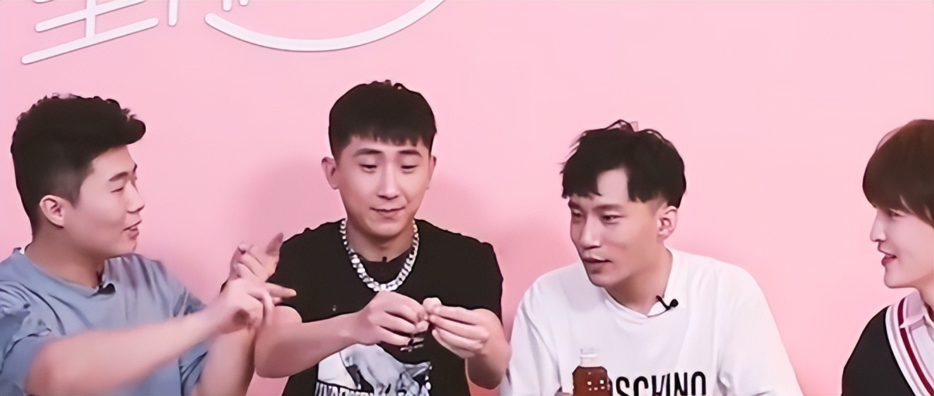 何超莲和尚九熙是不是发小,何超莲尚九熙关系